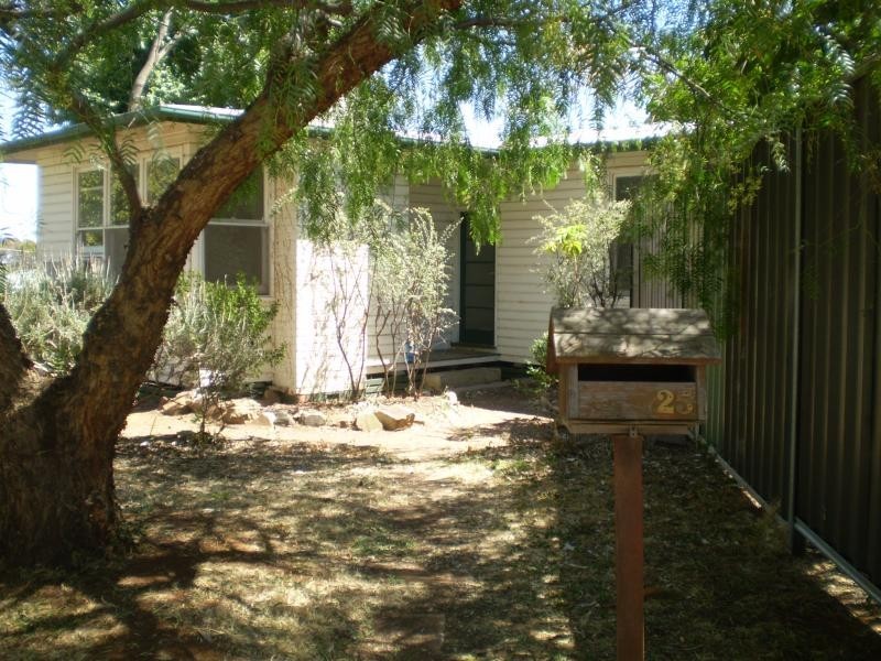 25 White Cres, Seacombe Gardens SA 5047