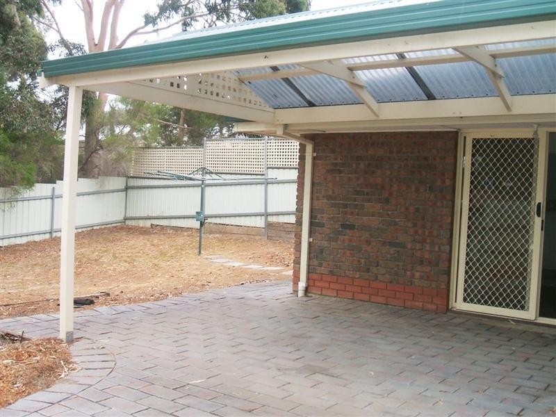 31 Emerald Street, Flagstaff Hill SA 5159