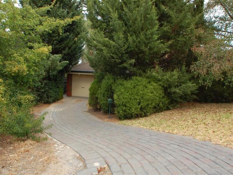 31 Emerald Street, Flagstaff Hill SA 5159