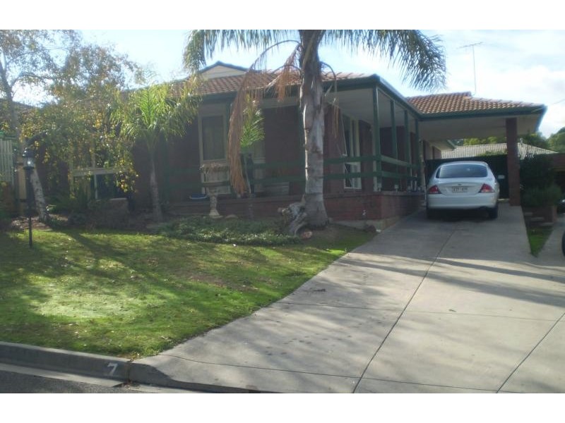 7 Dew Street, Aberfoyle Park SA 5159