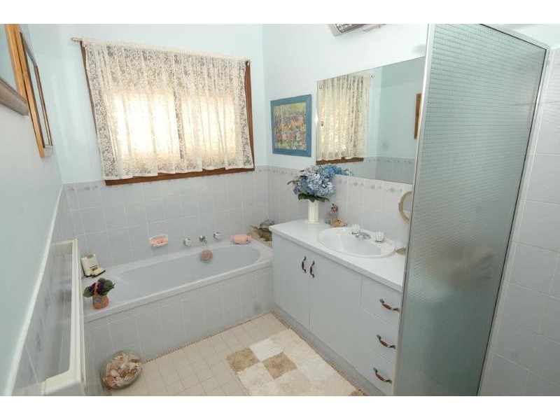 3 Albatross Grove, Seaford Rise SA 5169