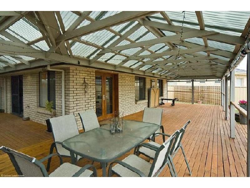 15 Kipsy St, Aldinga Beach SA 5173