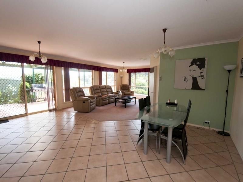 7 Gleneagles Road, Aberfoyle Park SA 5159