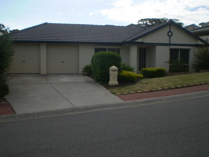 8 Mowbray Terrace, Happy Valley SA 5159