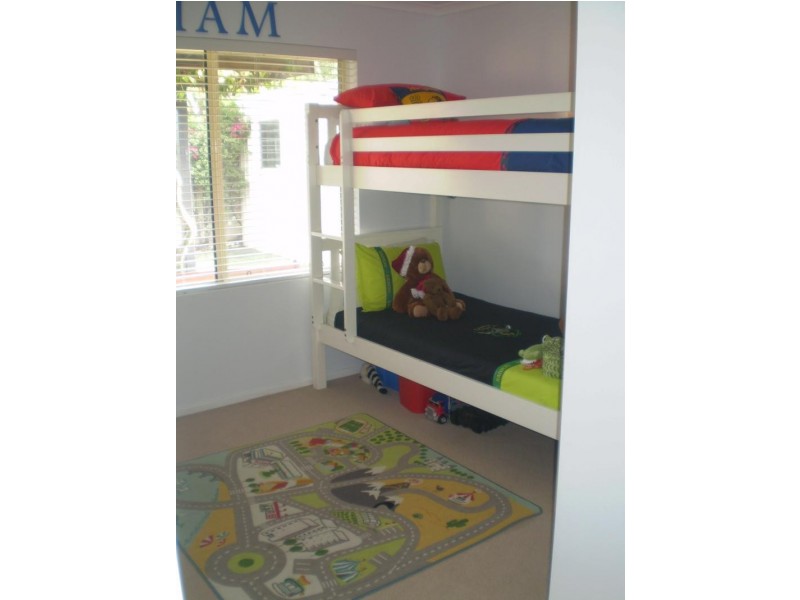 8 Mowbray Terrace, Happy Valley SA 5159