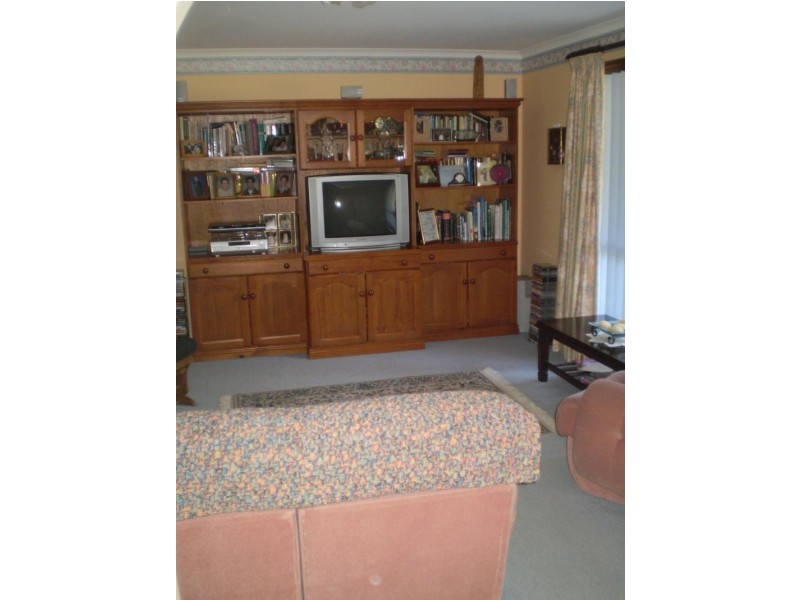 32 Delta Crescent, Aberfoyle Park SA 5159