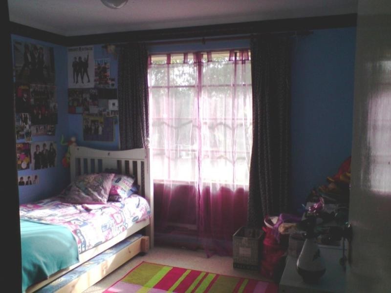 4 Serenade Cres, Aberfoyle Park SA 5159