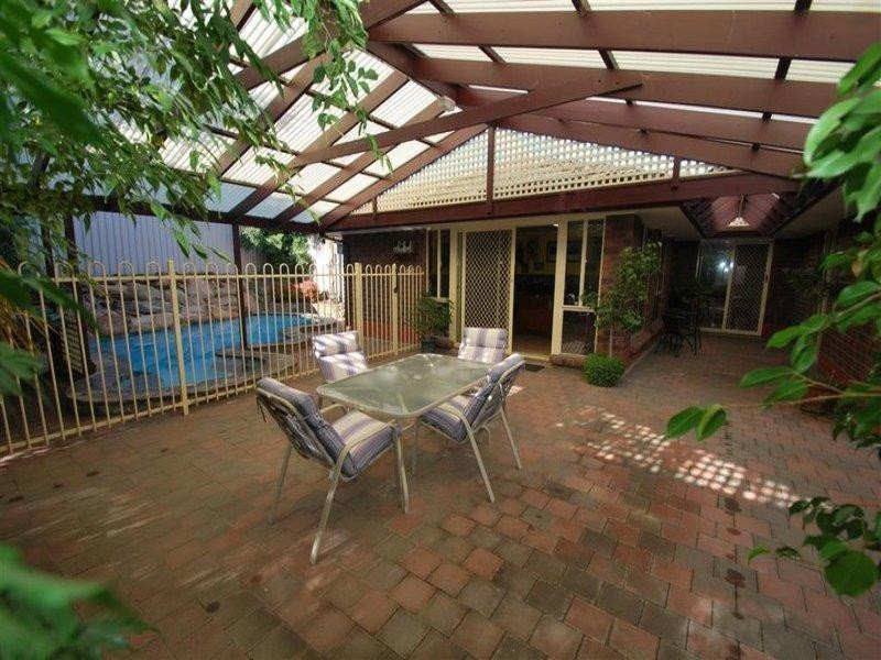 24 Pegasus Drive, Woodcroft SA 5162