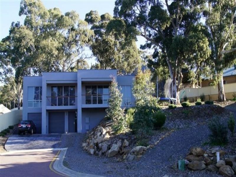 20 Scenic Crescent, Aberfoyle Park SA 5159
