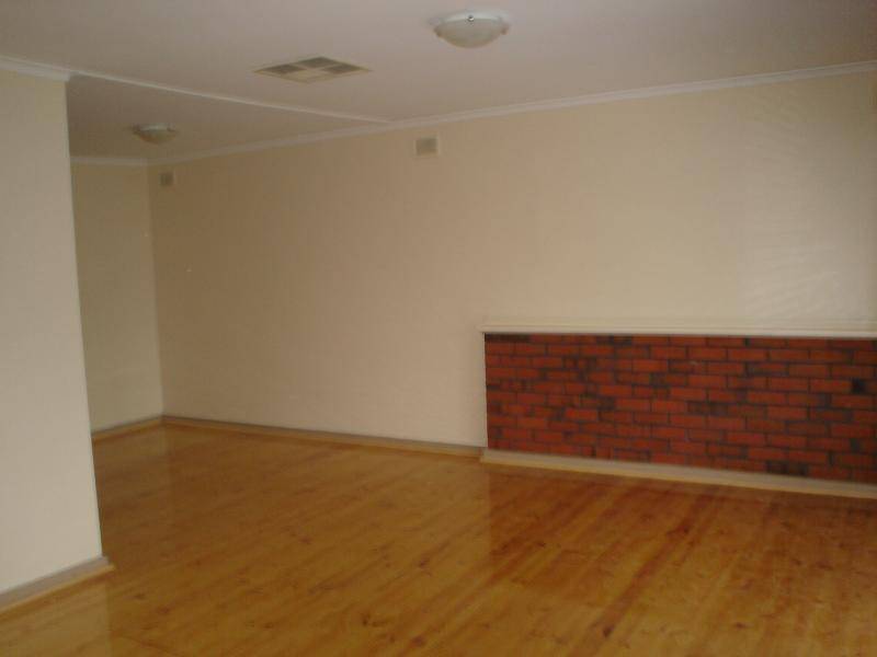 14 MARY CRESCENT, Newton SA 5074