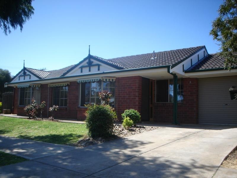 3 QUINTON AVENUE, Tranmere SA 5073
