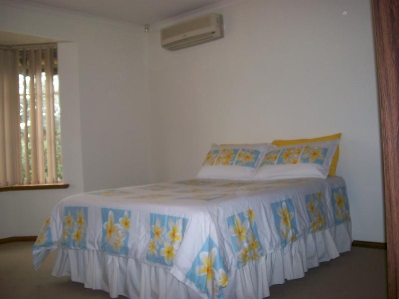 3 QUINTON AVENUE, Tranmere SA 5073