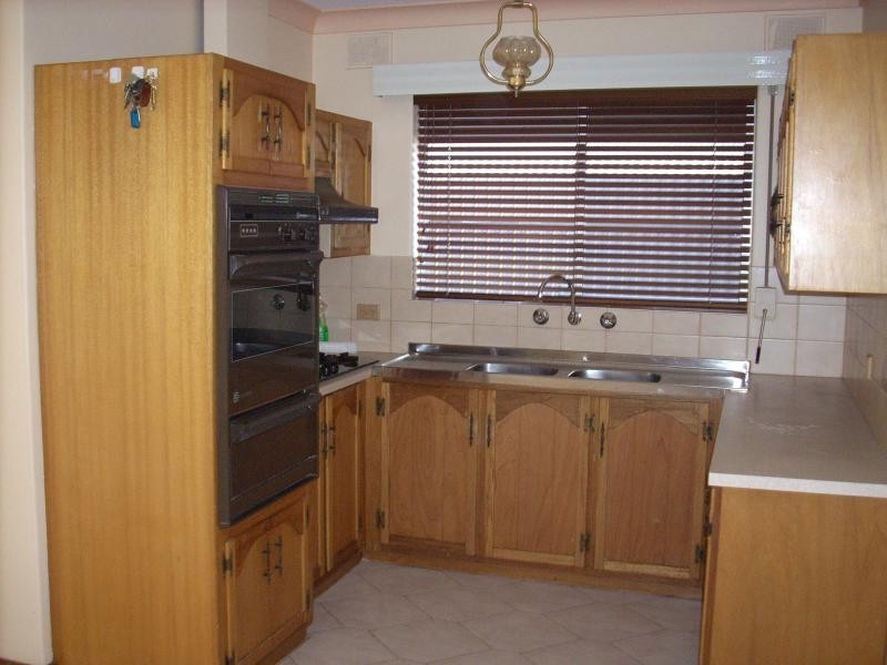 9 CHATSWOOD GROVE, Newton SA 5074