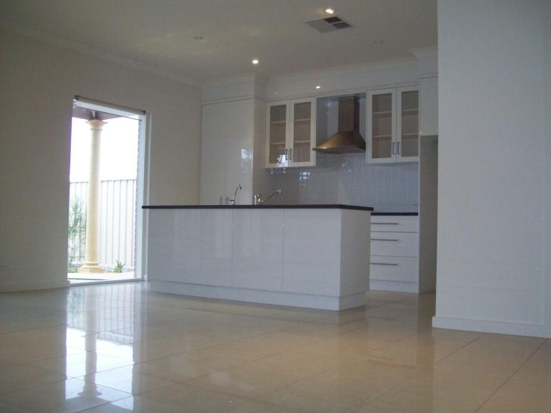 12 A Rostrevor Avenue, Rostrevor SA 5073