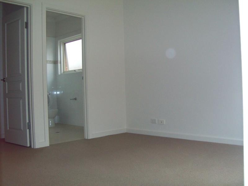 12 A Rostrevor Avenue, Rostrevor SA 5073