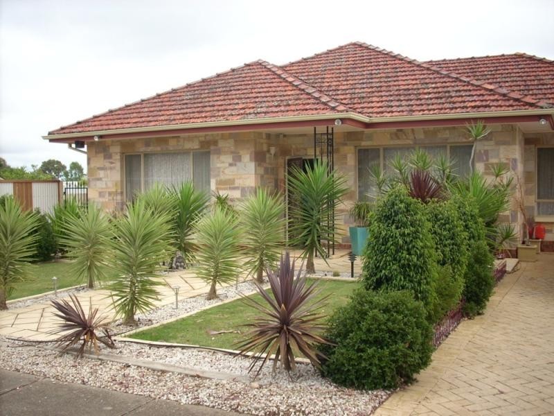 12 Avenida Street, Campbelltown SA 5074