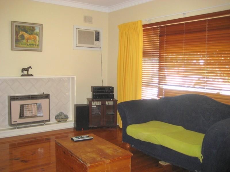 16 Alcheringa Drive, Rostrevor SA 5073
