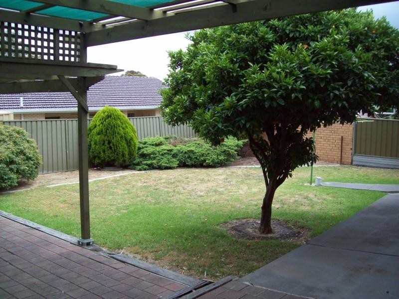 12 Alcheringa Avenue, Rostrevor SA 5073