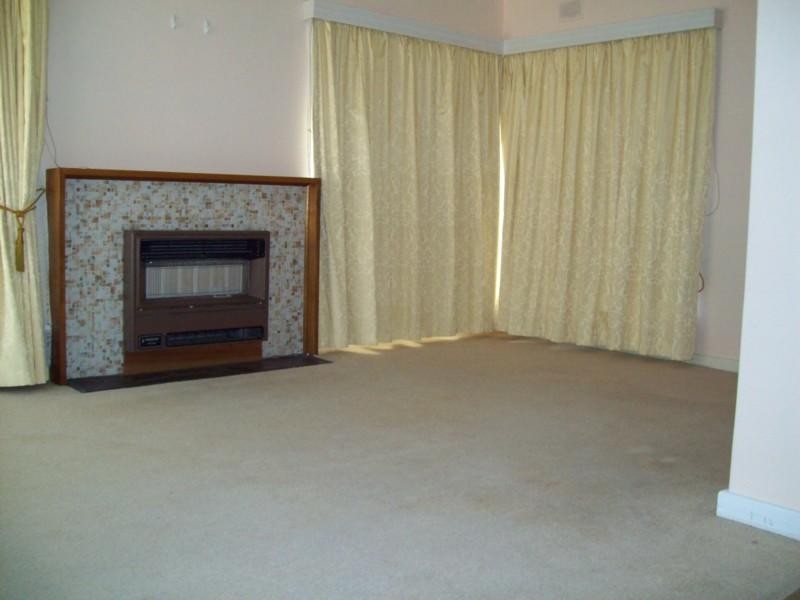 2 Roland Road, Rostrevor SA 5073