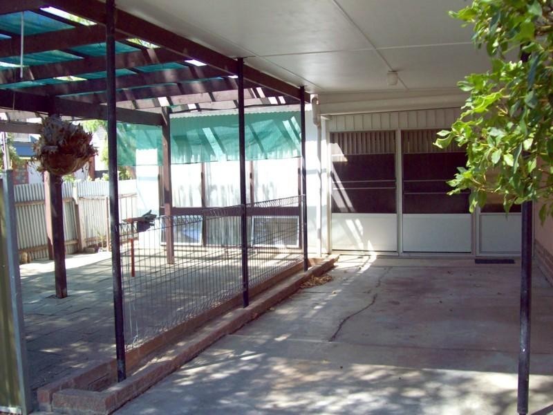 2 Roland Road, Rostrevor SA 5073