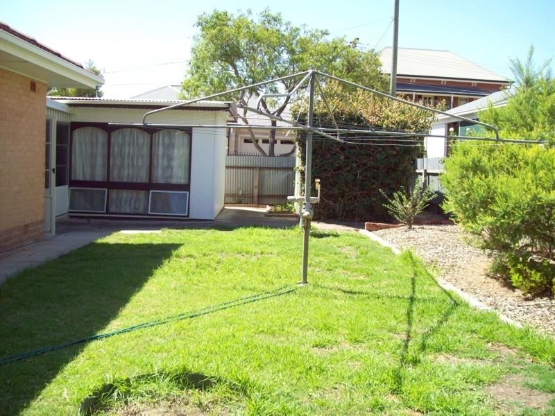 2 Roland Road, Rostrevor SA 5073