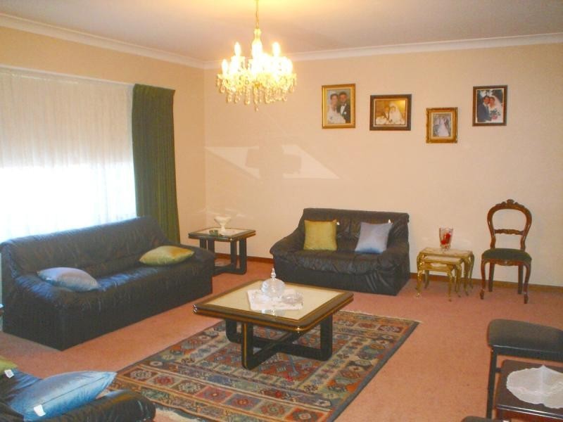 2 Lutana Grove, Dernancourt SA 5075