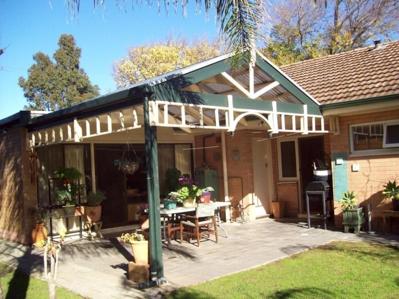 4 Roland Road, Rostrevor SA 5073