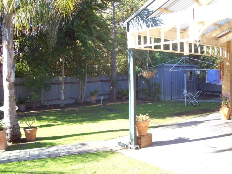 4 Roland Road, Rostrevor SA 5073