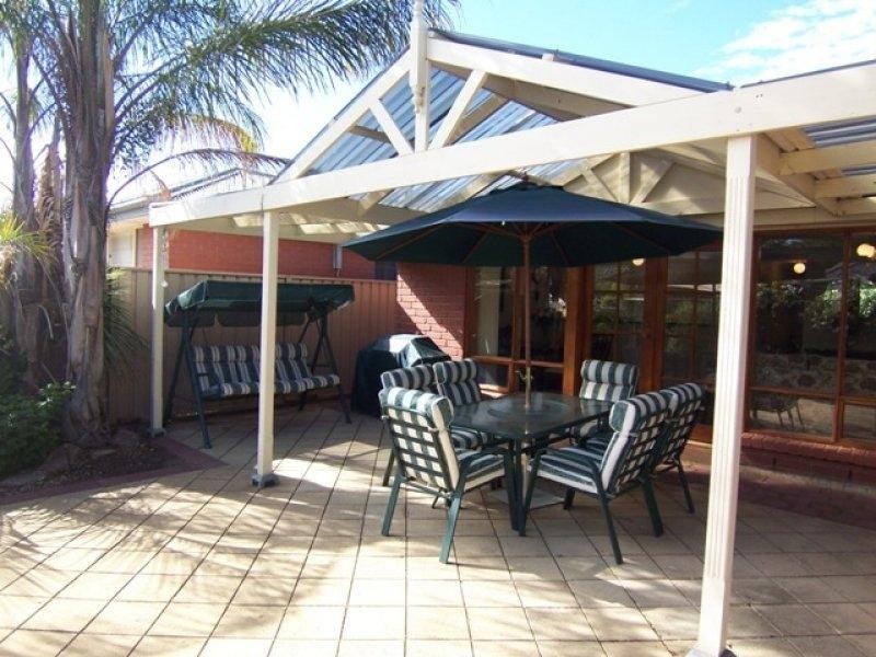 14 Parkview Drive, Oakden SA 5086