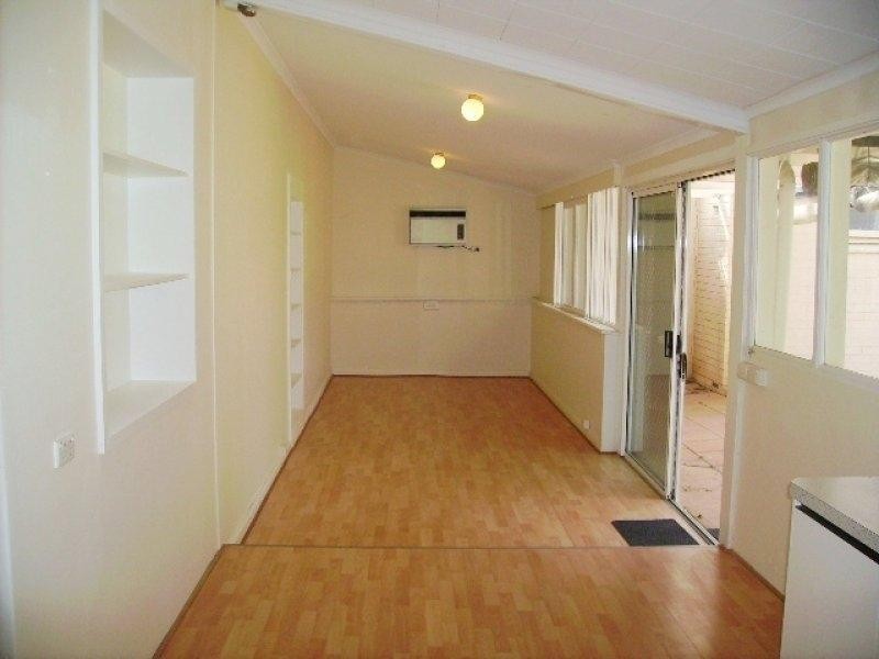 12 Brook Avenue, Glen Osmond SA 5064