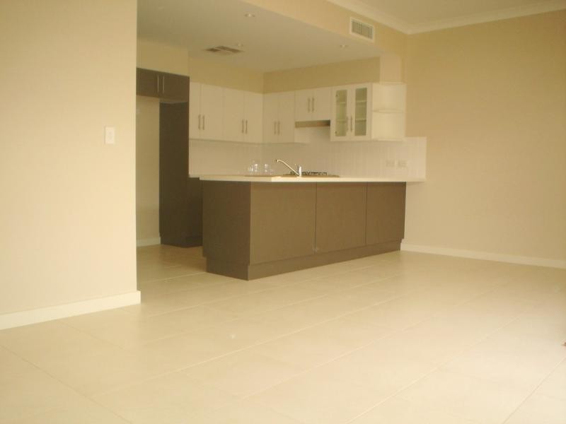 Unit 2/26 Third Street, Brompton SA 5007