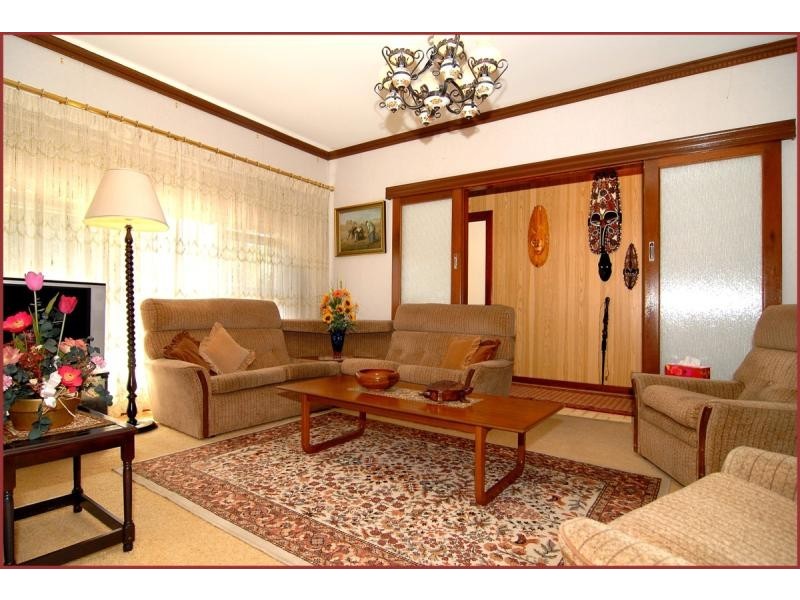 2 Denmead Avenue, Campbelltown SA 5074