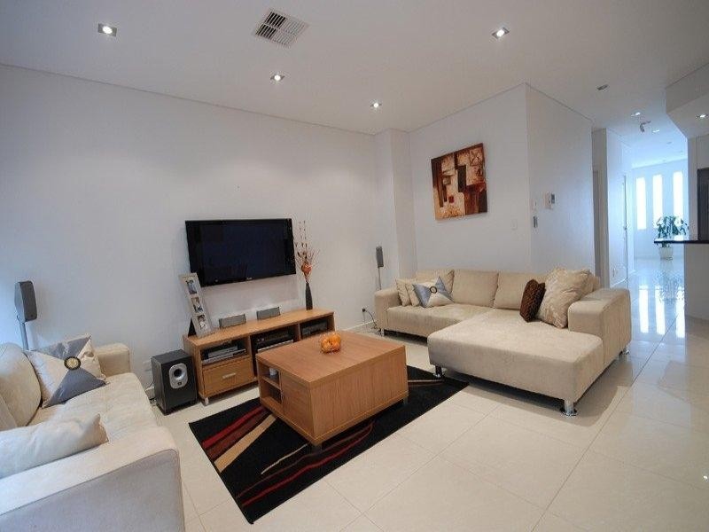 11 Franklin Avenue, Mawson Lakes SA 5095