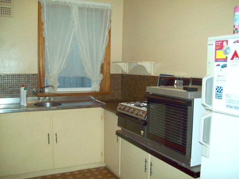 11 Athol Avenue, Tranmere SA 5073