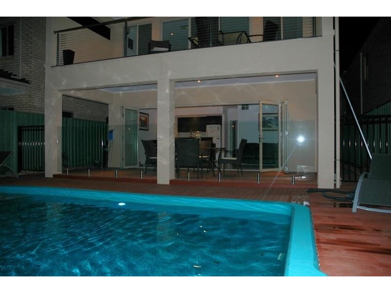 8 Pike Avenue, Mawson Lakes SA 5095