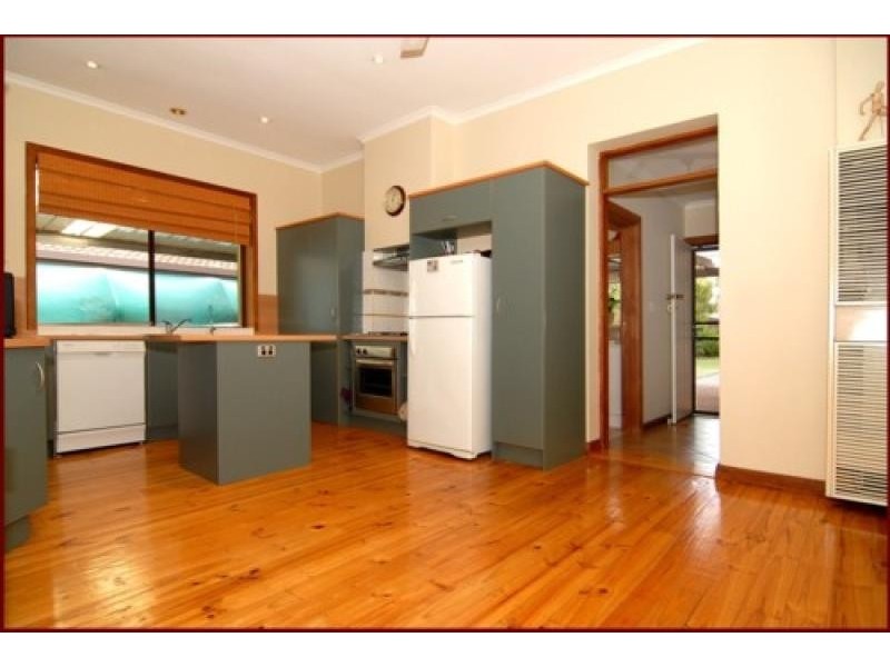 78 Avenue Road, Glynde SA 5070