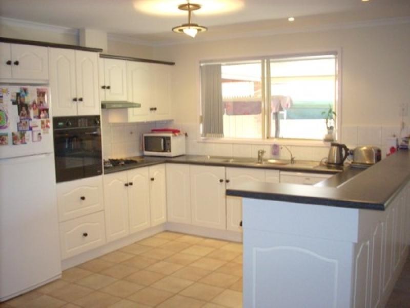 15 Conifer Court, Newton SA 5074