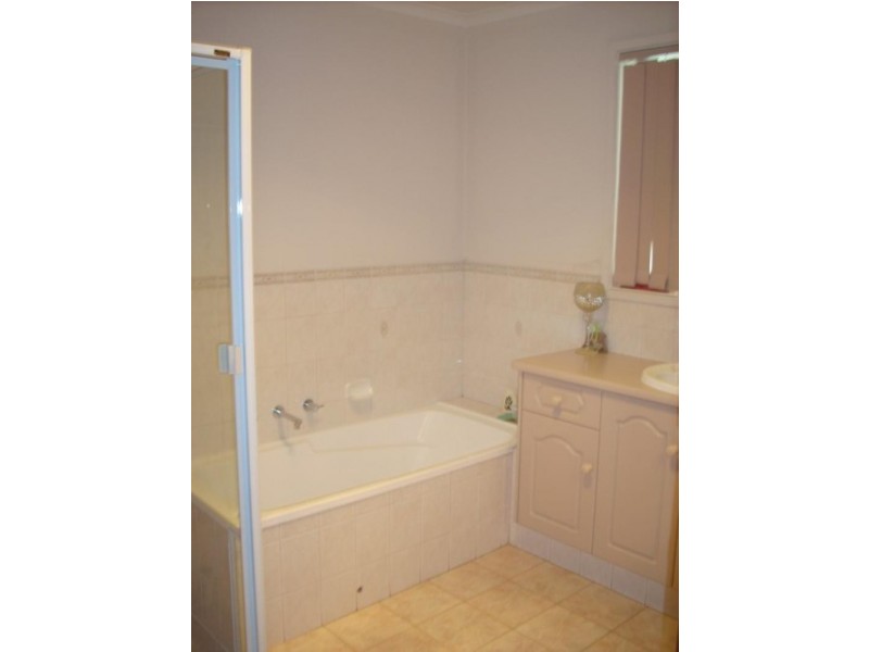 15 Conifer Court, Newton SA 5074