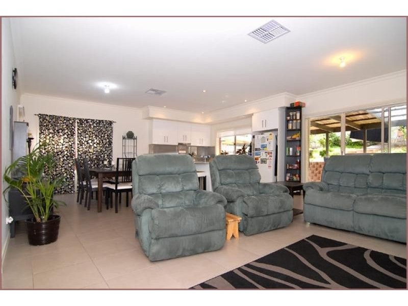 51 a Schulze Road, Athelstone SA 5076