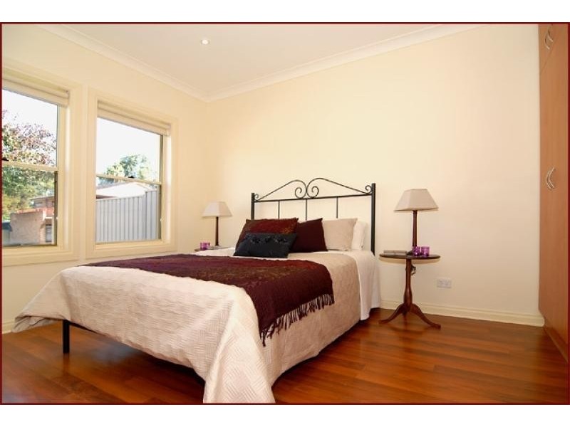 11 b Arnold Avenue, Firle SA 5070