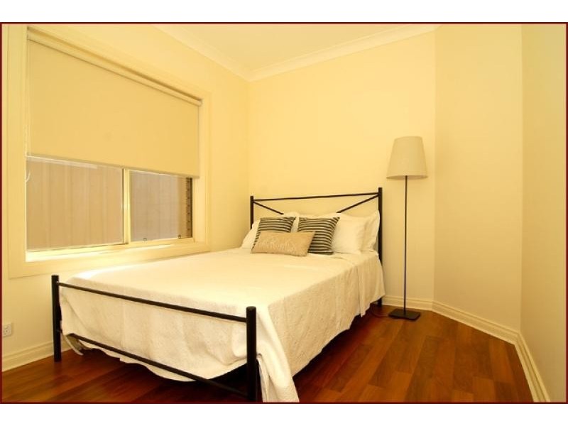 11 b Arnold Avenue, Firle SA 5070