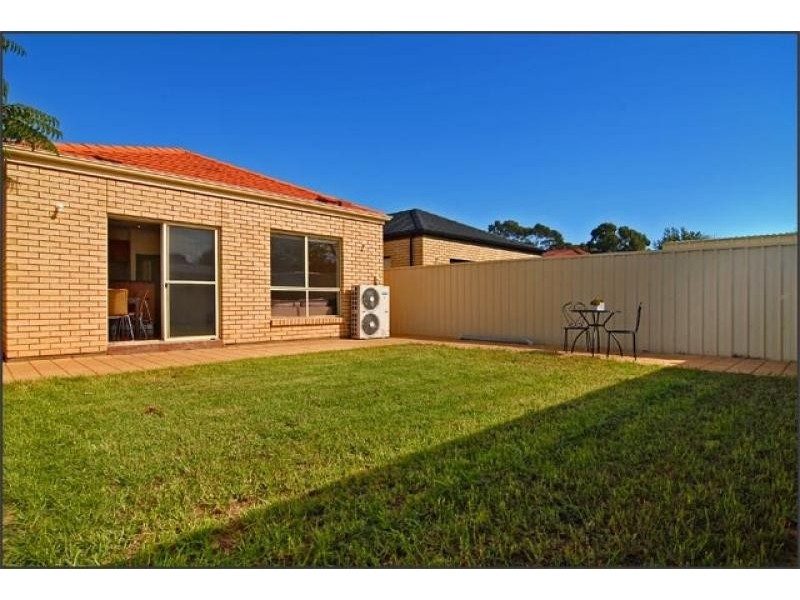 11 b Arnold Avenue, Firle SA 5070