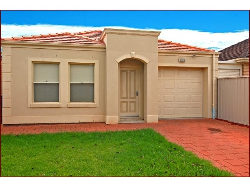 11 b Arnold Avenue, Firle SA 5070