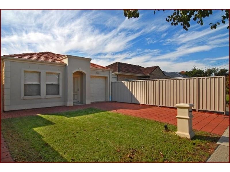 11 b Arnold Avenue, Firle SA 5070