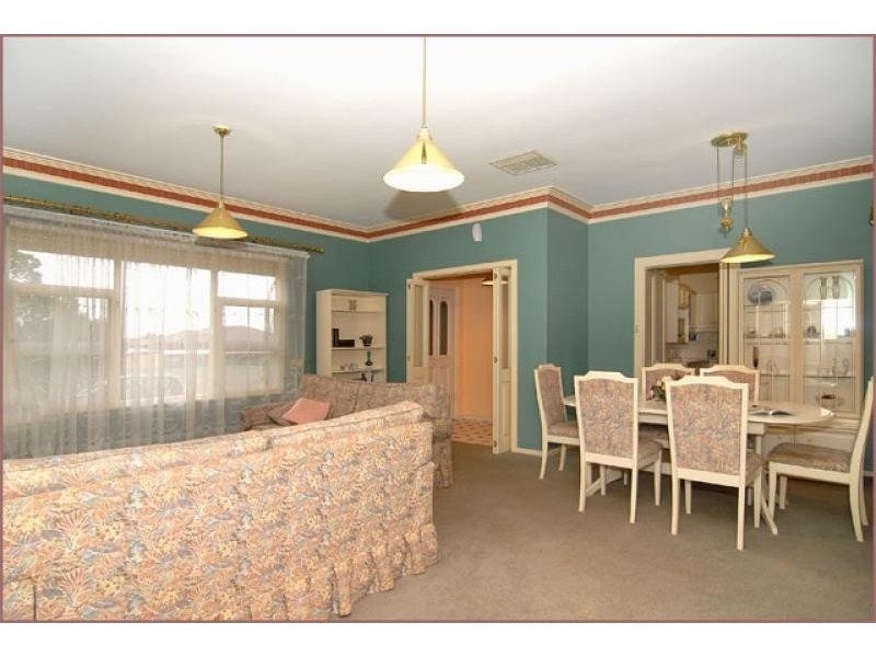 15 Sandra Avenue, Rostrevor SA 5073