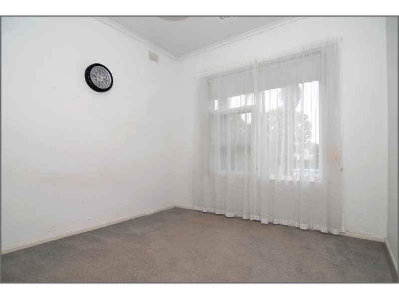 15 Sandra Avenue, Rostrevor SA 5073