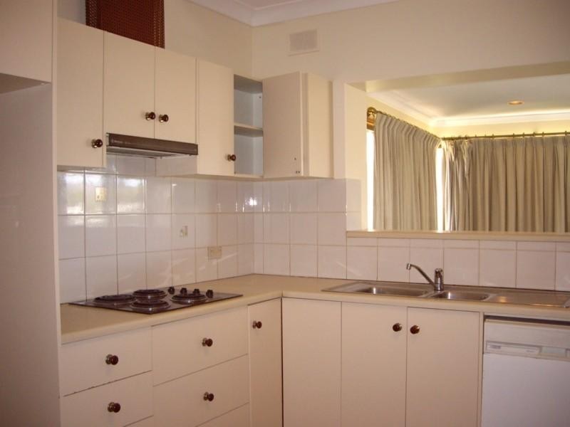 11 Hamilton Terrace, Paradise SA 5075