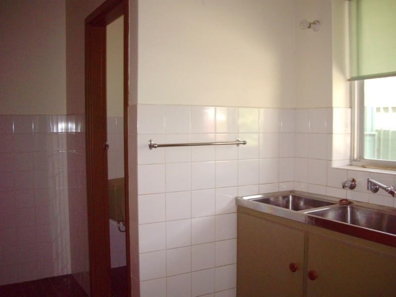 11 Hamilton Terrace, Paradise SA 5075