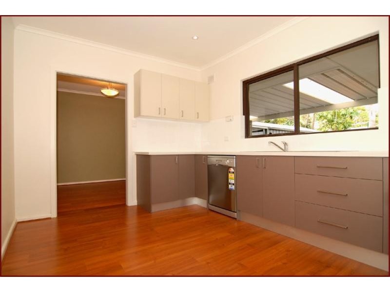 16 Willow Crescent, Campbelltown SA 5074