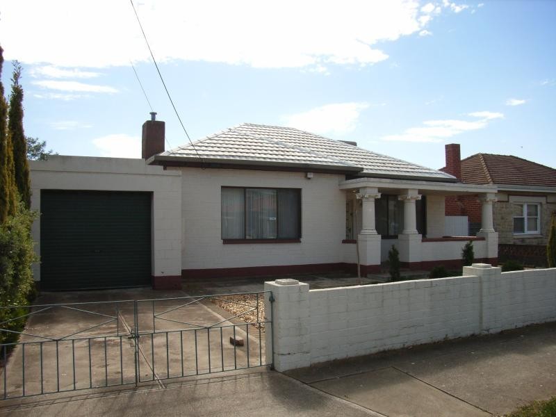 3 FARMAN AVENUE, Hendon SA 5014